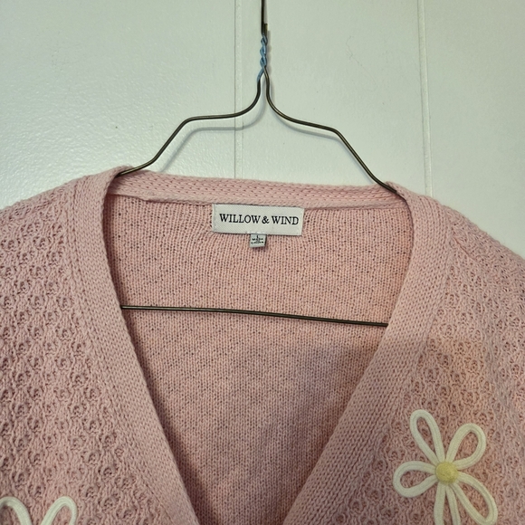 Willow & Wind Knit Pink Daisy Cardigan Sweater Size Large - Picture 3 of 4